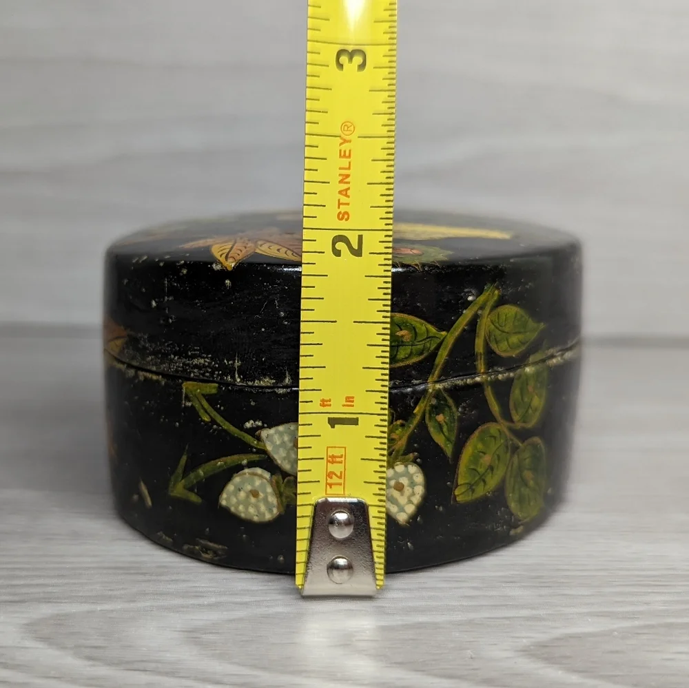 Hand Crafted vintage oval